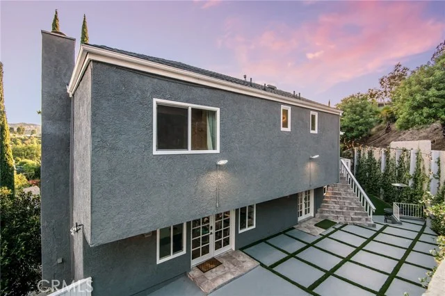 23200 Cass Avenue photo 5