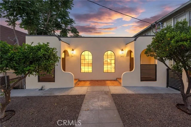 341 Douglas St, Los Angeles