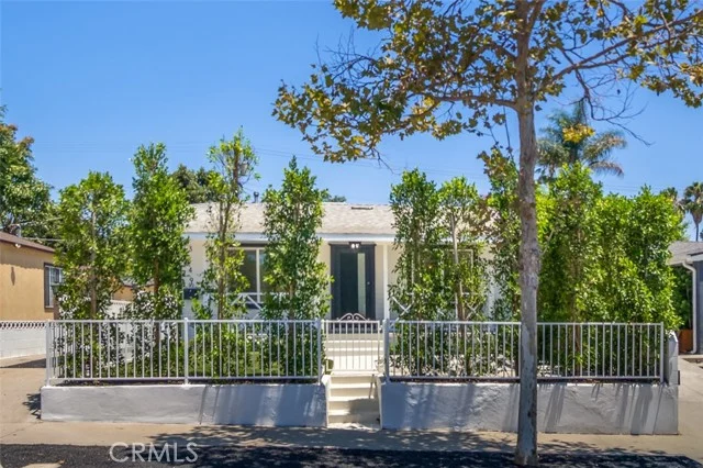 3149 Garden Avenue photo 2