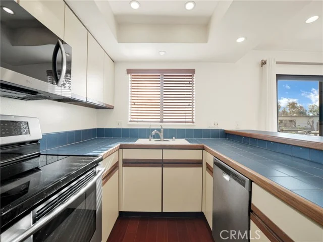 5000 S Centinela #337 photo 4