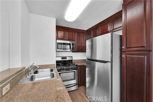 5535 Canoga #332 photo 5