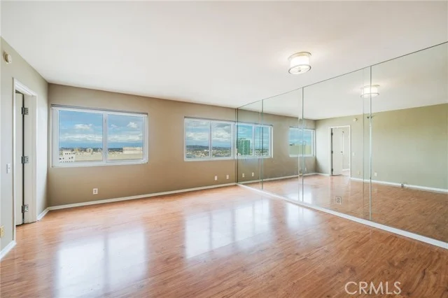 525 E Seaside #1802 photo 4