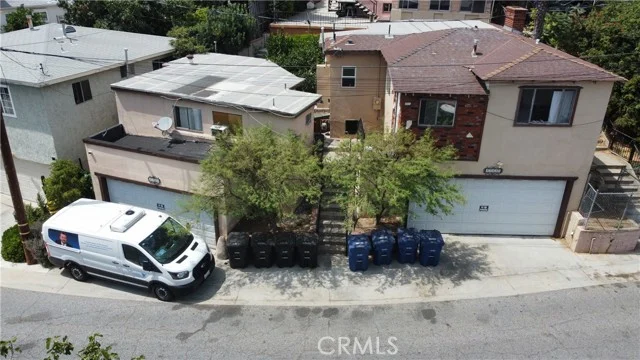 3733 Bostwick photo 2