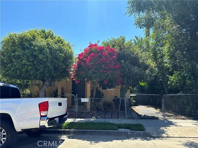 2728 Queen Street, Los Angeles
