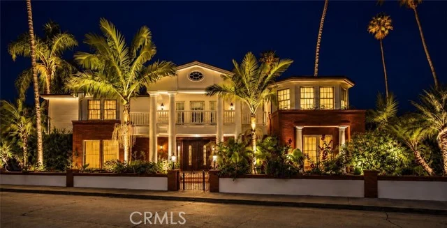 93 Giralda, Long Beach