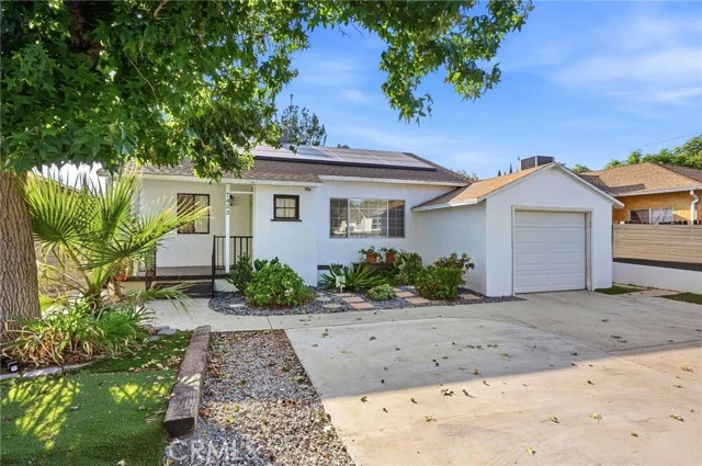 7455 Blewett Avenue photo 4
