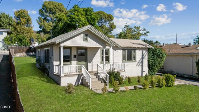 10814 Plainview Avenue photo 2