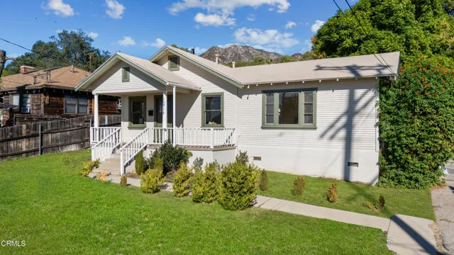 10814 Plainview Avenue photo 3