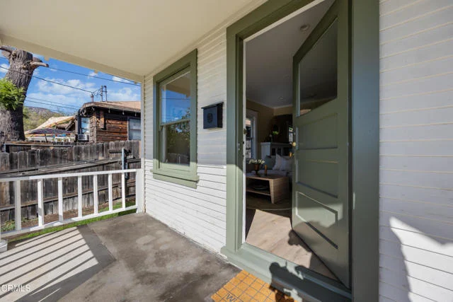 10814 Plainview Avenue photo 4