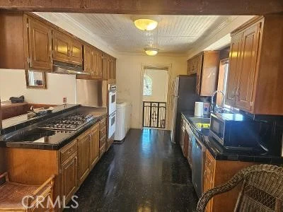 7916 W 80th Street photo 4