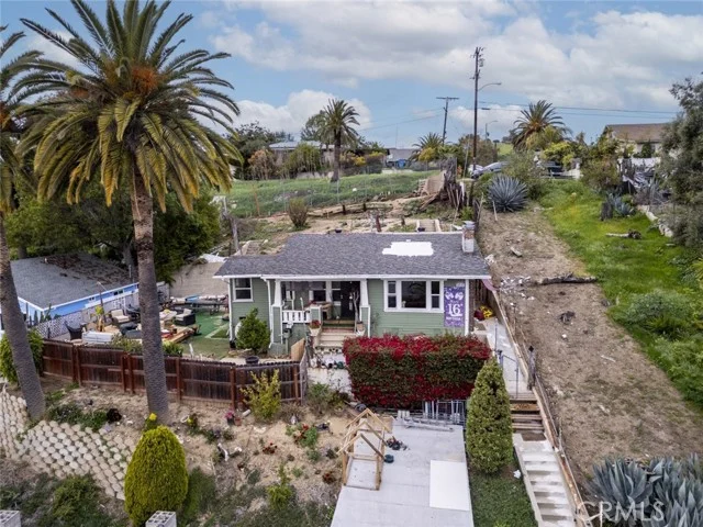 3811 Manitou Avenue photo 4