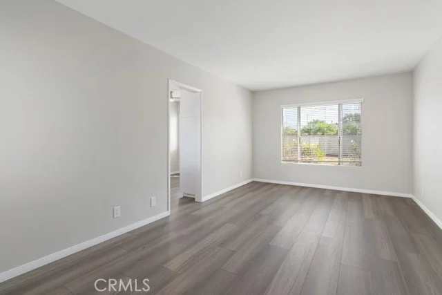 16406 Van Ness Avenue photo 3