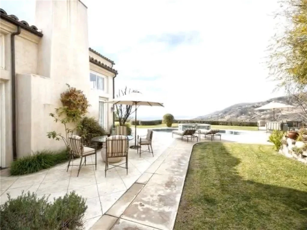 5606 Sea View photo 3