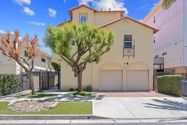 4442 Vista Del Monte Avenue #2, Sherman Oaks
