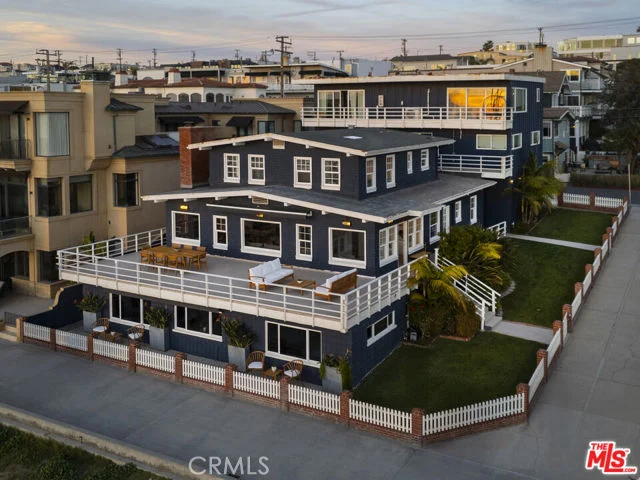 1000 The Strand, Manhattan Beach