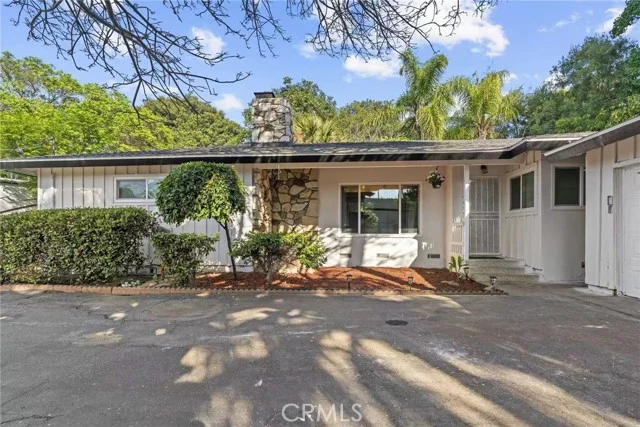 26242 Oak st photo 2