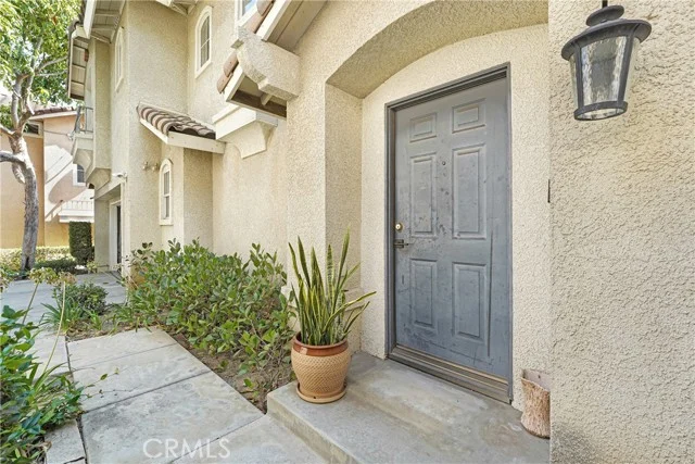 976 Baycrest Lane photo 3