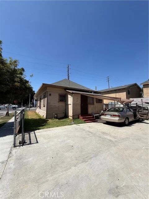 5526 Compton Avenue photo 5