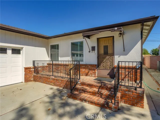 18808 Felbar Avenue photo 4