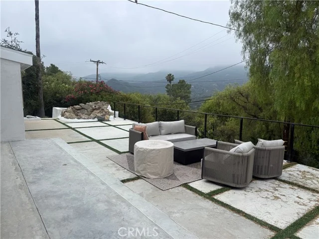 2600 Topanga Skyline photo 3