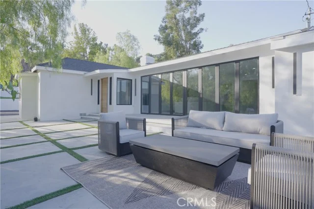 2600 Topanga Skyline photo 4