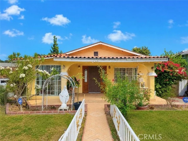 3942 Gleason Street photo 2