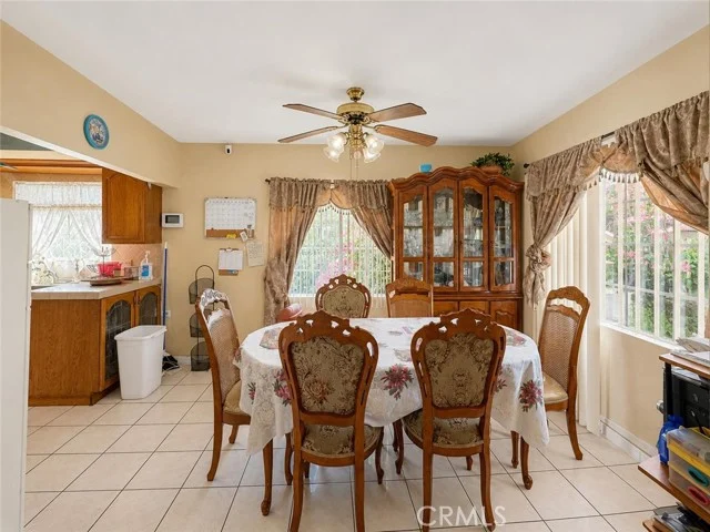3942 Gleason Street photo 5