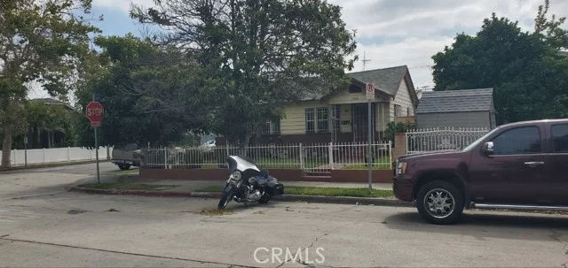 5700 3rd, Los Angeles