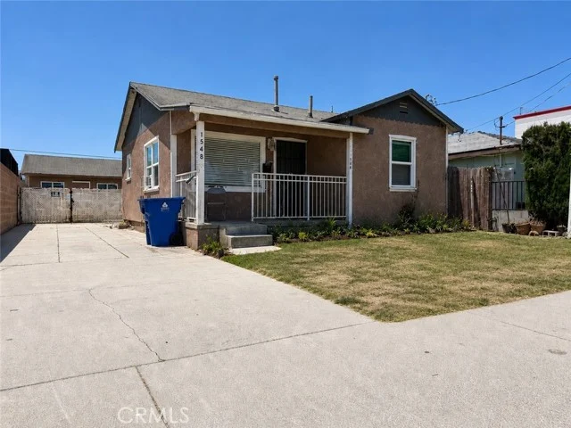 1546 W 223rd photo 3