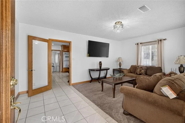 15319 Faysmith Avenue photo 2
