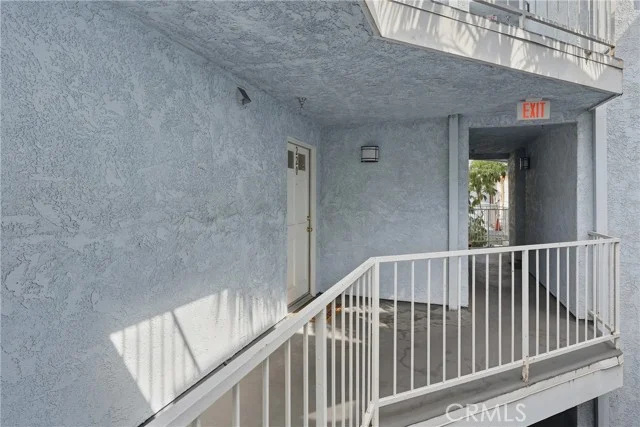 1100 Euclid photo 3
