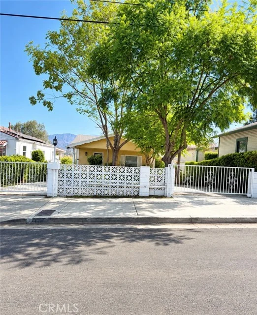 4445 Mont Eagle photo 2