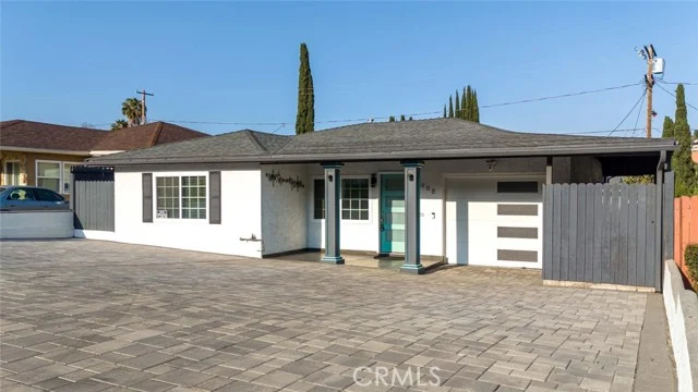 2468 Richelieu Avenue photo 2