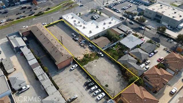 15329 Hawthorne Boulevard, Lawndale