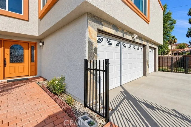 22763 Macfarlane photo 3