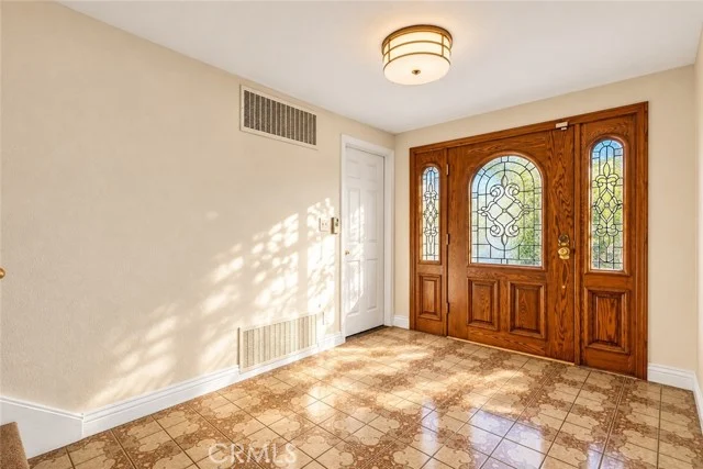 22763 Macfarlane photo 4
