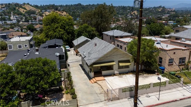 3621 Griffin Avenue photo 2