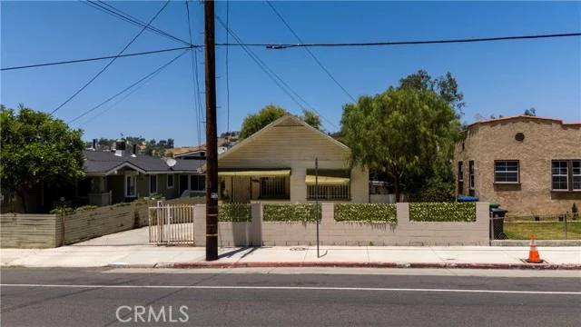 3621 Griffin Avenue photo 4