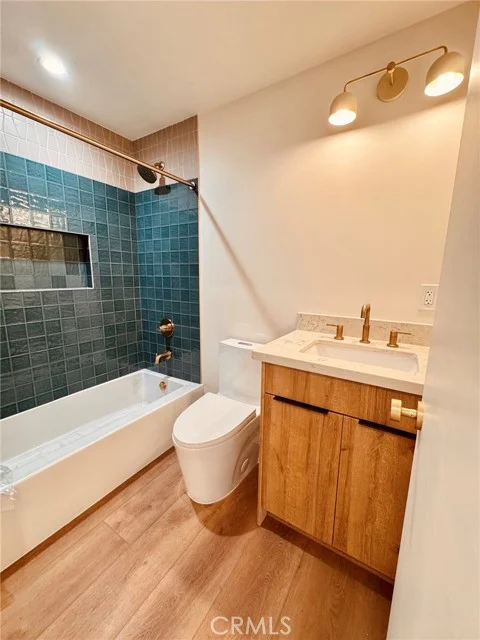 414 S Avenue 56 photo 3