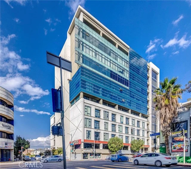 3223 W 6th #205, Los Angeles
