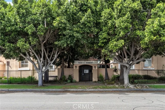 16001 S Vermont #54 photo 2