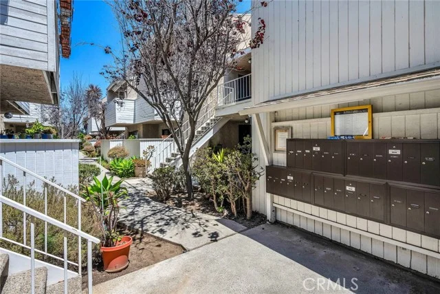 10521 National Blvd. #213 photo 2