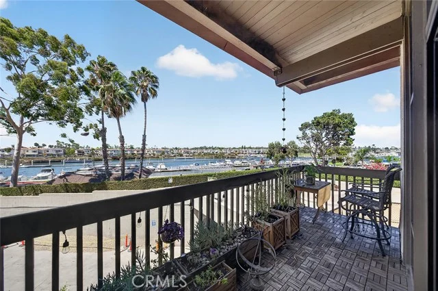 5201 S Marina Pacifica Drive S photo 2