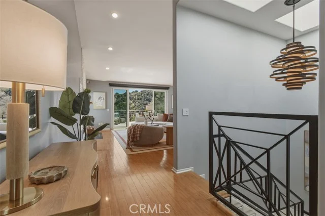15059 Rayneta Drive photo 5