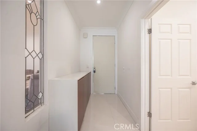 11560 Moorpark Street #204 photo 5