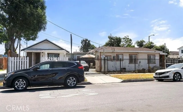 6624 W 67 street, Los Angeles
