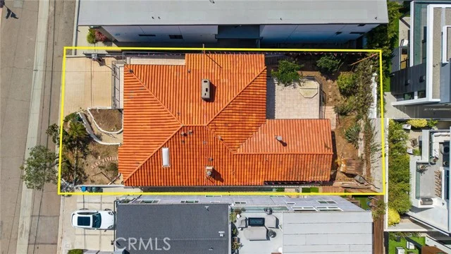725 24th Street photo 3