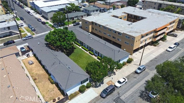-3301 E Wilton Street photo 5