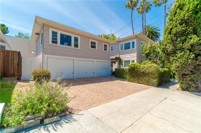 3366 E 1st photo 2