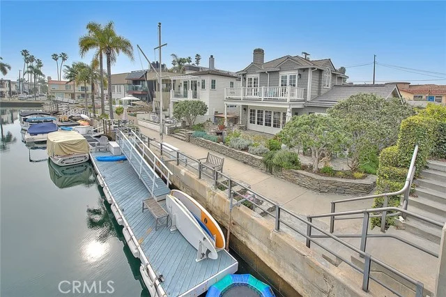 5590 E The Toledo, Long Beach